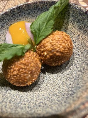 Absolute MUST!!! Sesame balls and mochi ice cream sorbet. Just too small…😉  at Chay Vegan Asian Kitchen in Hamburg