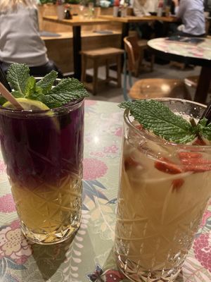 Nochmal zwei leckere selbstgemachte Eistee😄 at Chay Vegan Asian Kitchen in Hamburg