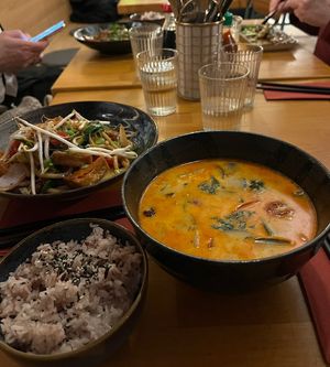 Golden Bowl  at Chay Vegan Asian Kitchen in Hamburg