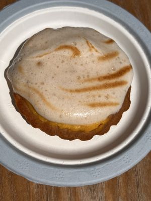 Lemon meringue tartlet  at Cala Vegana in Menorca