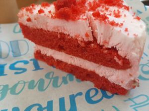 Red velvet ❤ at Cala Vegana in Menorca