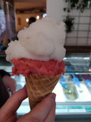 Ginger-Lime, Strawberry at Wei&Wei Eiswerkstatt in Aachen