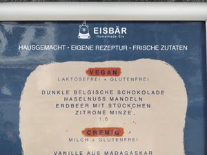 List of vegan ice cream types at Wei&Wei Eiswerkstatt in Aachen