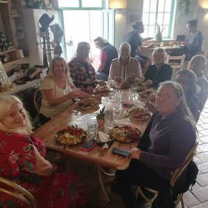 With friends from Vegans Social Group Algarve! at Andorinha do Mar in Budens