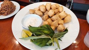 fried tofu at Thuyen Vien in Anaheim