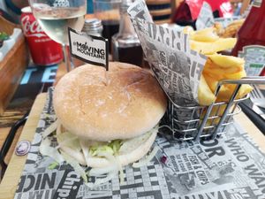Moving mountain vegan beef burger at Barnacles in Llandudno