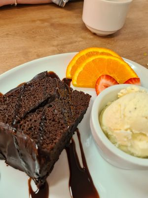  at Barnacles in Llandudno