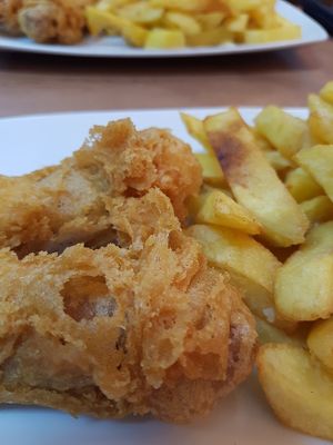 Crunchy batter, Linda Mac (?) Sausages at Barnacles in Llandudno