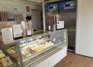 muy amables :) at Gelati Dino in Sitges