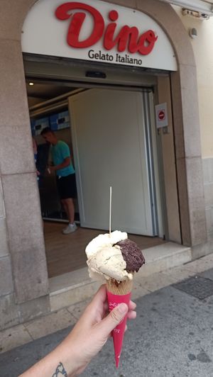  at Gelati Dino in Sitges