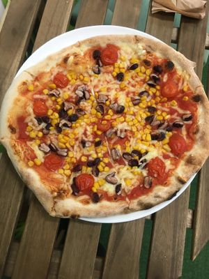 Fabulous vegan pizza at GreenGorilla in Budapest