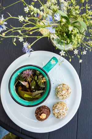 Žaliuomenė - zero-waste, organic, vegan. Shop, community, the first eco-certified cafe in Lithuania at Biopapa in Vilnius