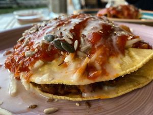  at La Hormiga in Pontevedra