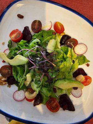  at La Hormiga in Pontevedra