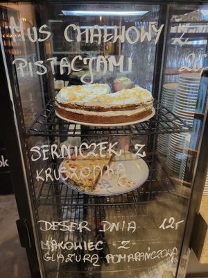 Cakes at Bliski Wschód in Warsaw