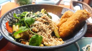  at La Vegana in Warsaw