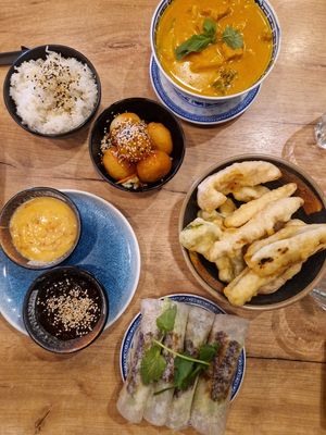  at La Vegana in Warsaw