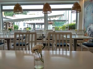 Window view at Nao Vegan Cafe & Bar in Hamburg