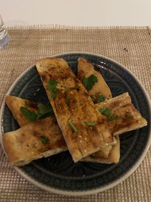 Bread for starters 🥖 at Nao Vegan Cafe & Bar in Hamburg