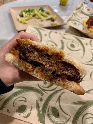 Smoked black bean burger at Dan d'Lion Eatery in Hungry Horse