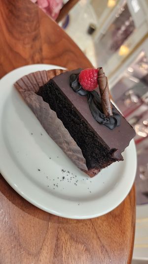 Vegan Chocolate cake at Urth Caffe in Las Vegas