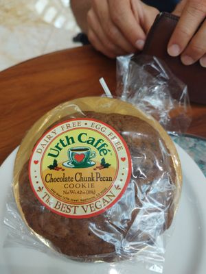  at Urth Caffe in Las Vegas