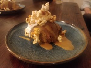 Seasonal dessert: Chocolate mousse with caramel sauce, cream and popcorn (September 2023)  at Pfannenzauber in Aachen