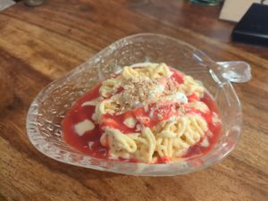 Seasonal dessert: Spaghetti ice cream (June 2024) at Pfannenzauber in Aachen