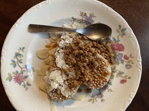 Carrot cake   at Moon and Sons in Caen