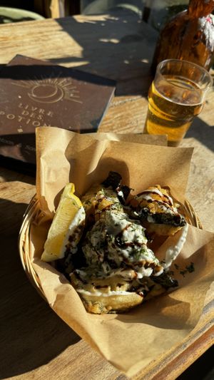 Deep fried tartar Nori and a delicious cider  at Moon and Sons in Caen