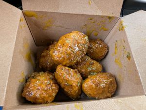 Wings Agave Gold at Plant Based Heat in Memphis