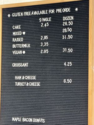 Menu  at Primo's Donuts in Los Angeles