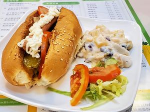 food at Ben Zhen Vegetarian Cafe 新本真茶餐室 in Hong Kong Island