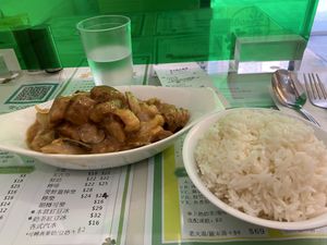 The “beef brisket” on lunch menu. Delicious   at Ben Zhen Vegetarian Cafe 新本真茶餐室 in Hong Kong Island