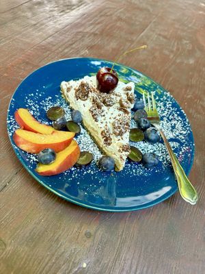 Zitronen-Cookie-Kuchen  at BABA Handmade Cafe in Leipzig