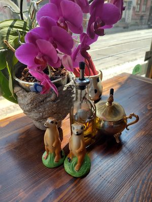 Jedes Detail mit Liebe ausgewählt at BABA Handmade Cafe in Leipzig