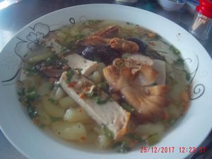 Pasta ("Nui") with mushrooms, mock meat and tofu at Cay Sung in Phu Quoc