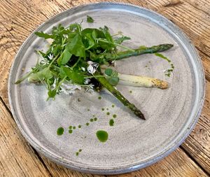 Asperges, morille, amandel ricotta, daslook at Yasai Gent  in Ghent
