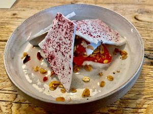 Eton Mess at Yasai Gent  in Ghent