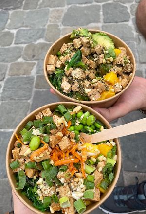   at Moana Pokebowls in Bruges