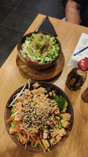  at Moana Pokebowls in Bruges