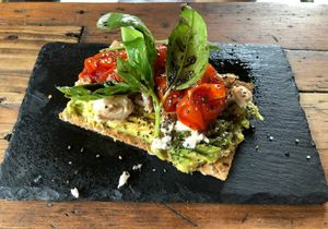Tostada Verde - avo-toast (+vegan cheese) at Esquina in Lanzarote