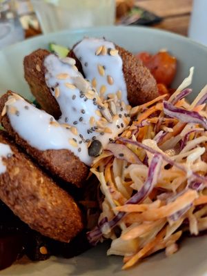 Bowl felafel at Esquina in Lanzarote