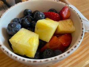 Fruit bowl at Mo' Brunch + Brews in Houston