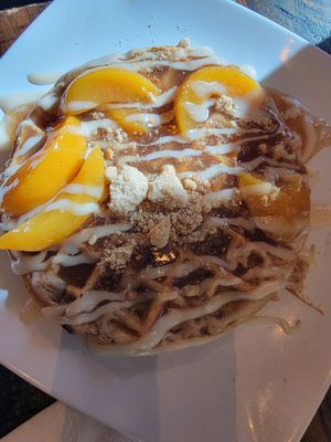 Peach cobbler waffle at Mo' Brunch + Brews in Houston