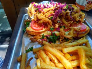 Shrooms Po Boy at Mo' Brunch + Brews in Houston