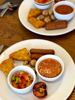 Full english breakfast all vegan at Revado Hotel in Norwich