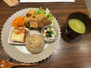 One plate   at Yasai Cafe Kukuri in Tokyo