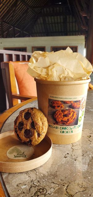 Sustainable container and delicious chocolate chip cookies! at Buddha Belly Cookies in Denpasar