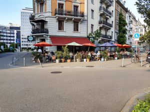 Outdoor seating at Mazi in Zurich